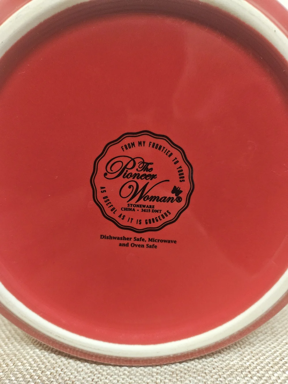 The Pioneer Woman Fancy Flourish Mini Casserole Dish with Lid - RED